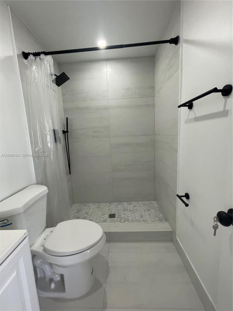 10016 Winding Lake Rd , Unit 202, Sunrise, FL 33351 Photo
