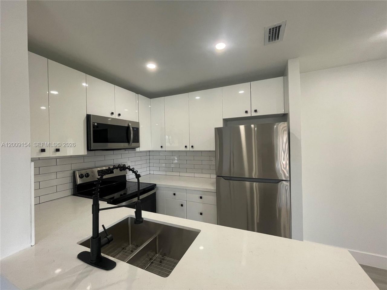 10016 Winding Lake Rd , Unit 202, Sunrise, FL 33351 Photo
