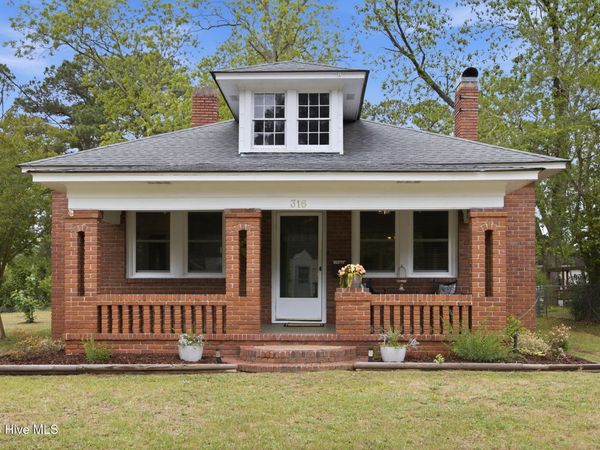 316 N Charlotte Street, Washington, NC 27889