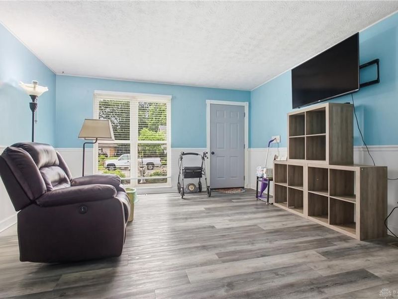 4799 Scothills Drive, Englewood, OH 45322 Photo 3