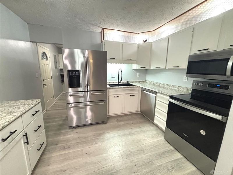 2530 Eckley Blvd, Miamisburg, OH 45449 Photo 7