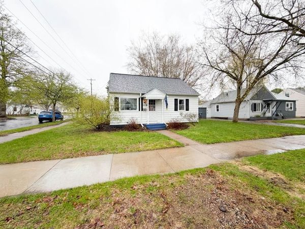 1023 N 8TH AVENUE, Wausau, WI 54401