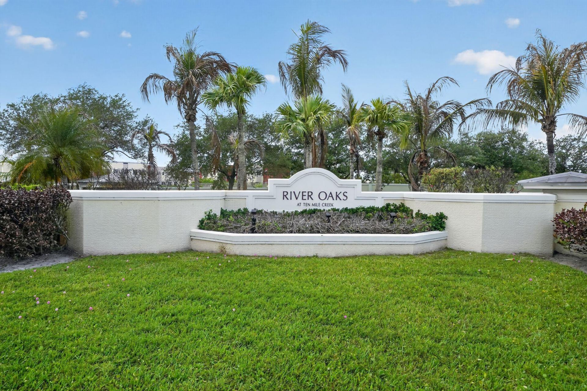 2535 Creekside Drive, Fort Pierce, FL 34981 Photo