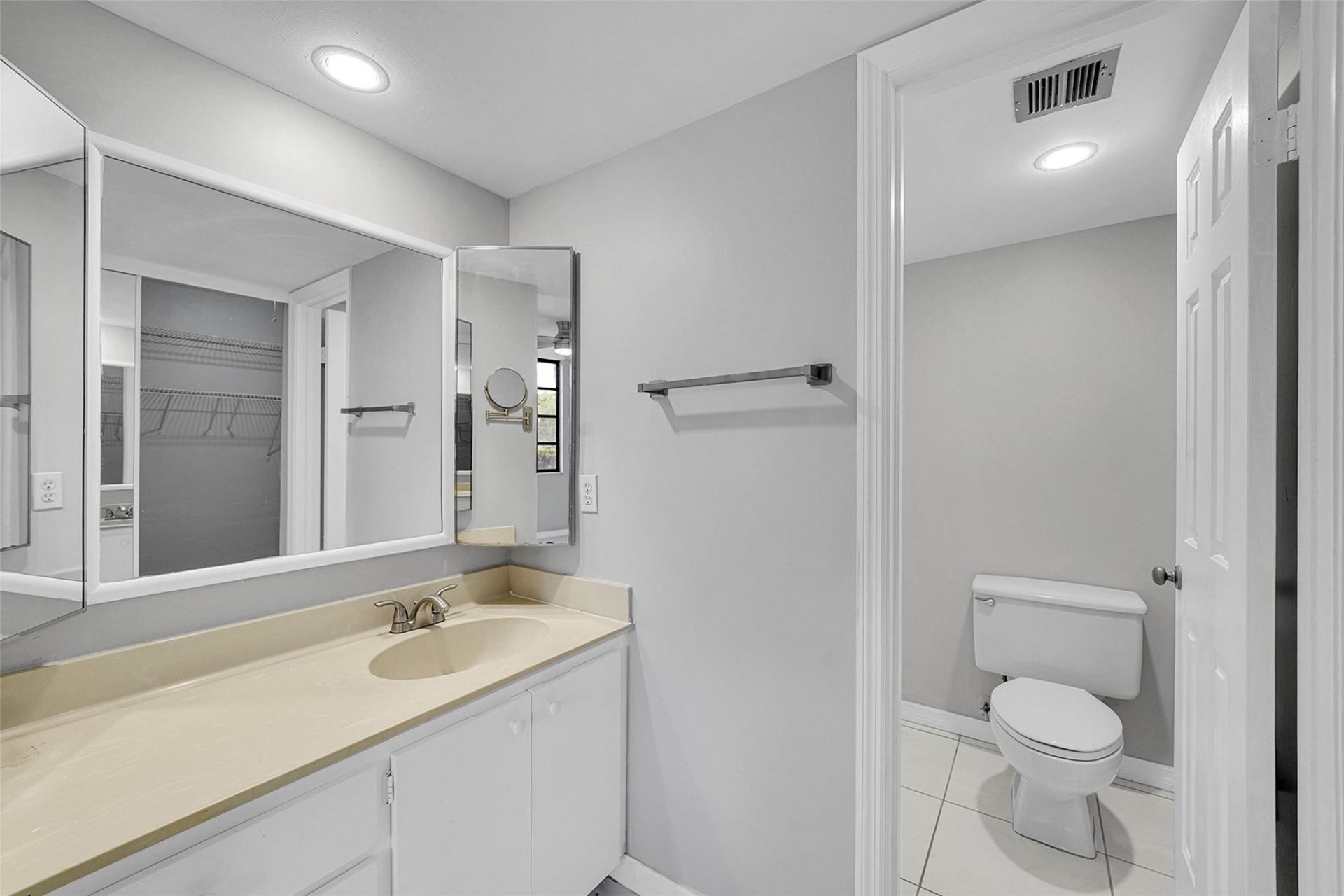 1713 Whitehall Drive, Unit 103, Davie, FL 33324 Photo