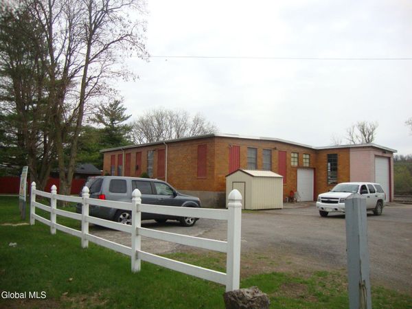 27 Sanders Street, St Johnsville, NY 13452