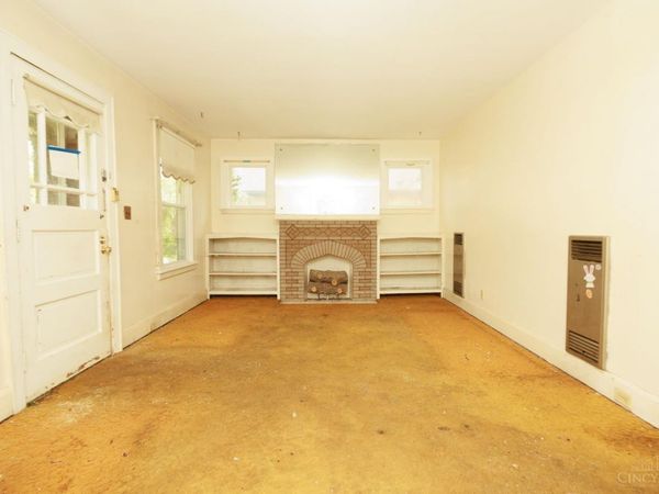 743 Clanora Drive, Cincinnati, OH 45205