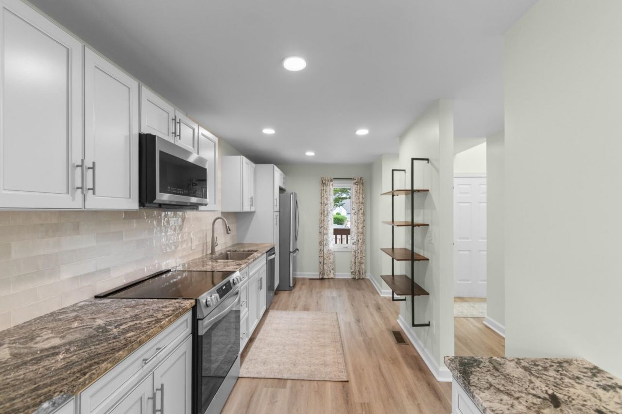 4108 Fairway Lakes Dr. Photo 5