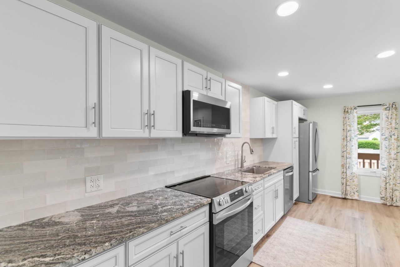 4108 Fairway Lakes Dr. Photo 6