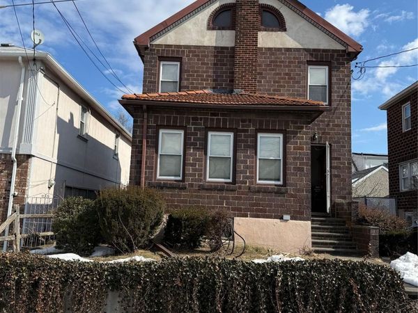 1303 139th Street , Whitestone, NY 11357