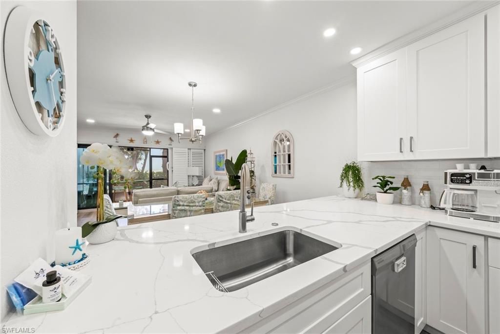 625 Nerita St, Unit C, Sanibel, FL 33957 Photo