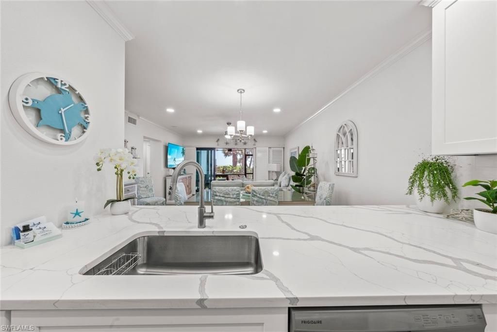 625 Nerita St, Unit C, Sanibel, FL 33957 Photo