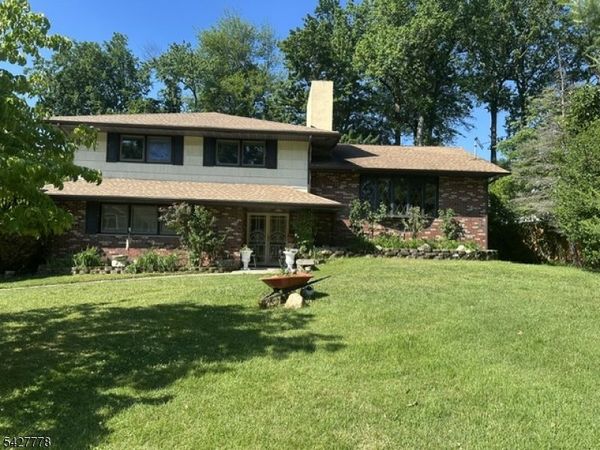 37 S Belair Ave, Hanover, NJ 07927