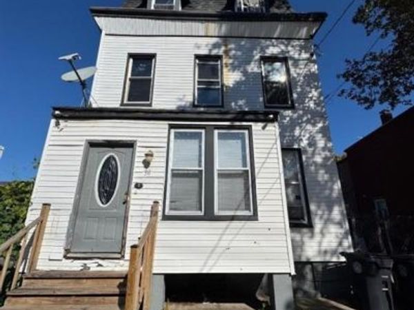 38 Emmet Street, NEWARK, NJ 07114