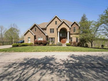 197 St. Andrews Drive, Barboursville, WV 25504