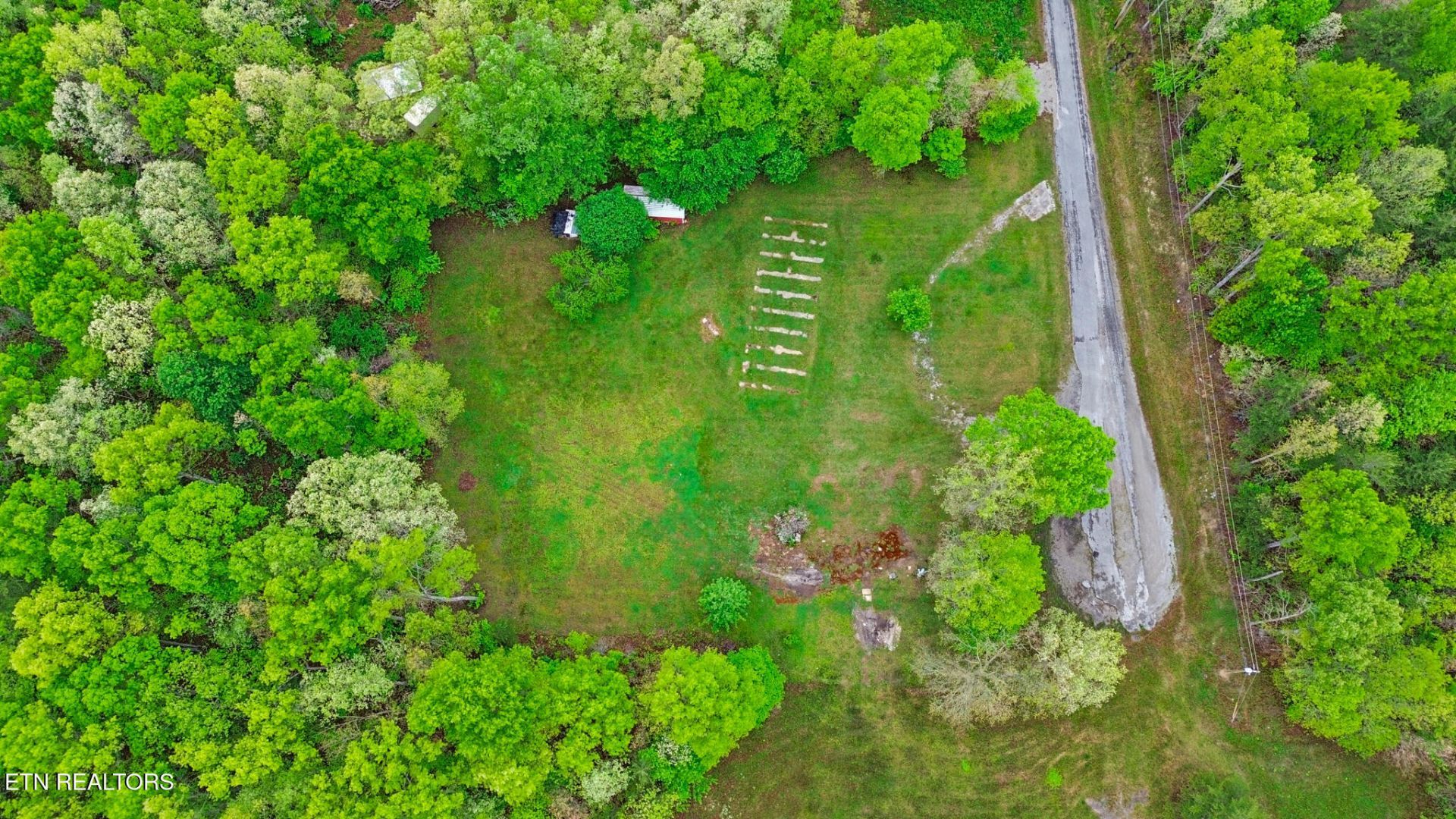 29 Wallop Lane, Crossville, TN 38571 Main Photo