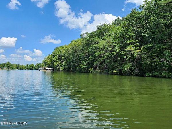 128 Hart Orchard Rd, Kingston, TN 37763