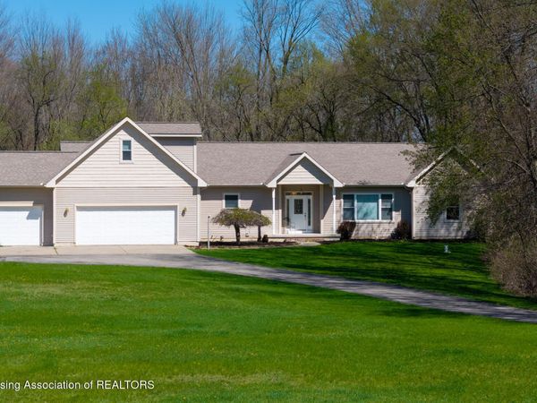 4711 Pardee Road, Webberville, MI 48892