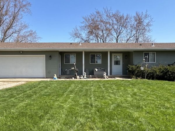 3880 Oak Park Road, Deerfield, WI 53531