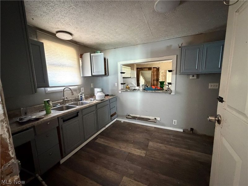189 W Vista Avenue, Akron, OH 44319 Photo 11