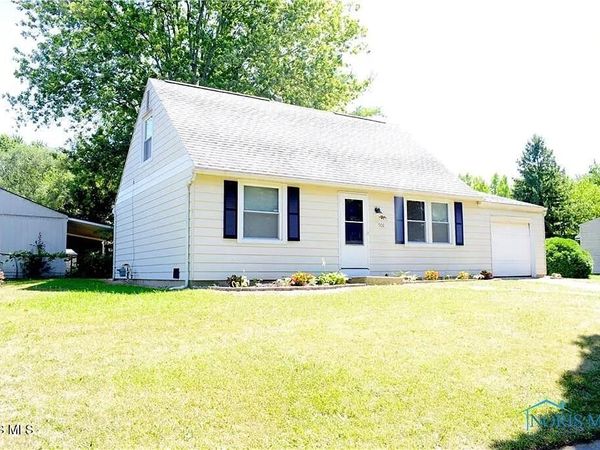 908 Burke Glen Road , Toledo, OH 43607