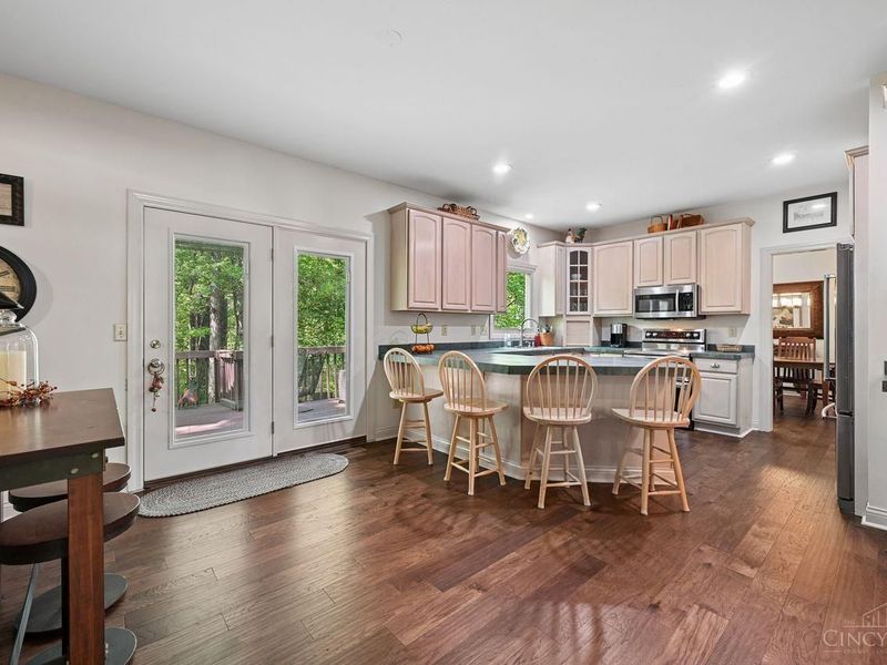 6879 Crown Pointe Drive, Liberty Township, OH 45011 Photo 10