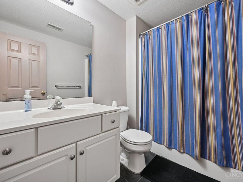 6879 Crown Pointe Drive, Liberty Township, OH 45011 Photo 25