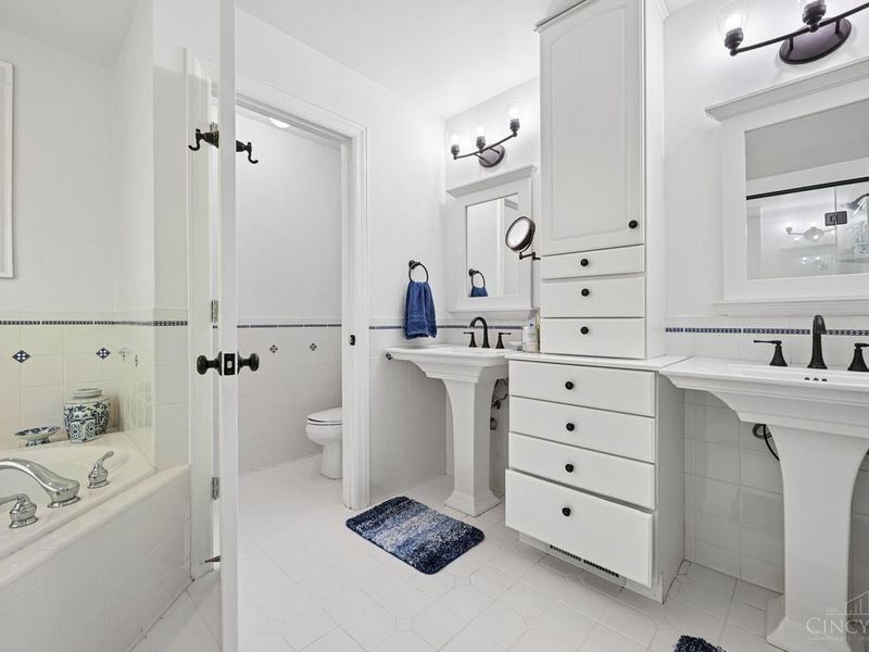 6879 Crown Pointe Drive, Liberty Township, OH 45011 Photo 32