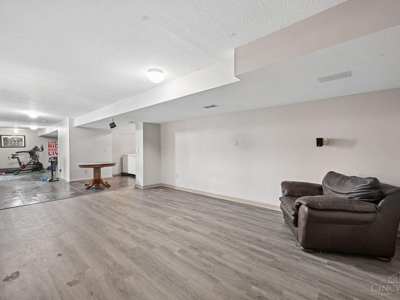 6879 Crown Pointe Drive, Liberty Township, OH 45011 Photo 36