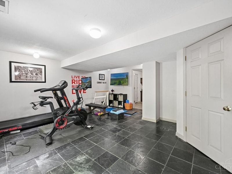 6879 Crown Pointe Drive, Liberty Township, OH 45011 Photo 38