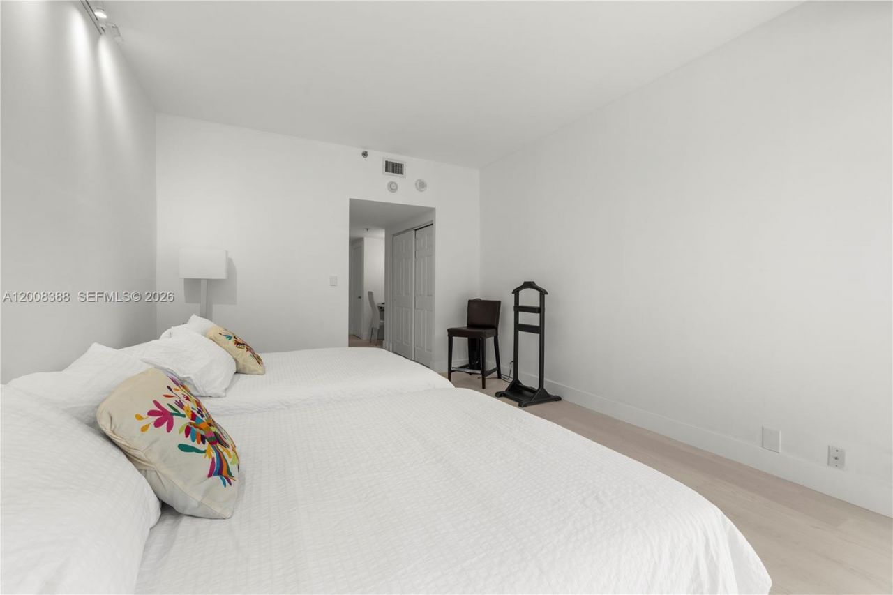 201 S Crandon Blvd , Unit 143, Key Biscayne, FL 33149 Photo