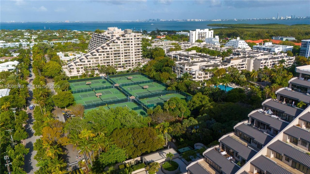 201 S Crandon Blvd , Unit 143, Key Biscayne, FL 33149 Photo
