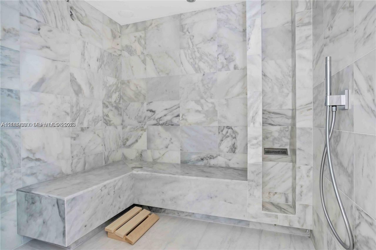 700 NE 26th Ter , Unit 806, Miami, FL 33137 Photo
