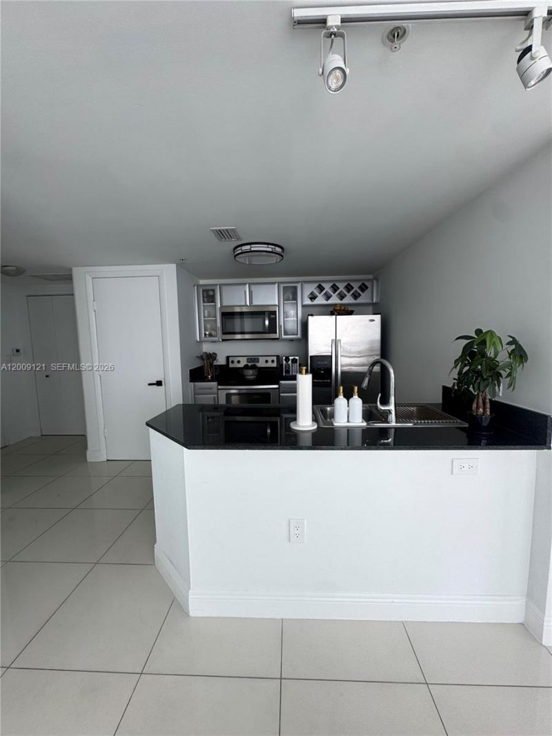 1871 NW S River Dr , Unit 2005, Miami, FL 33125 Photo