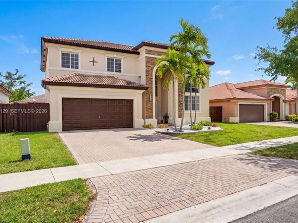 1033 NE 35th Ave , Homestead, FL 33033