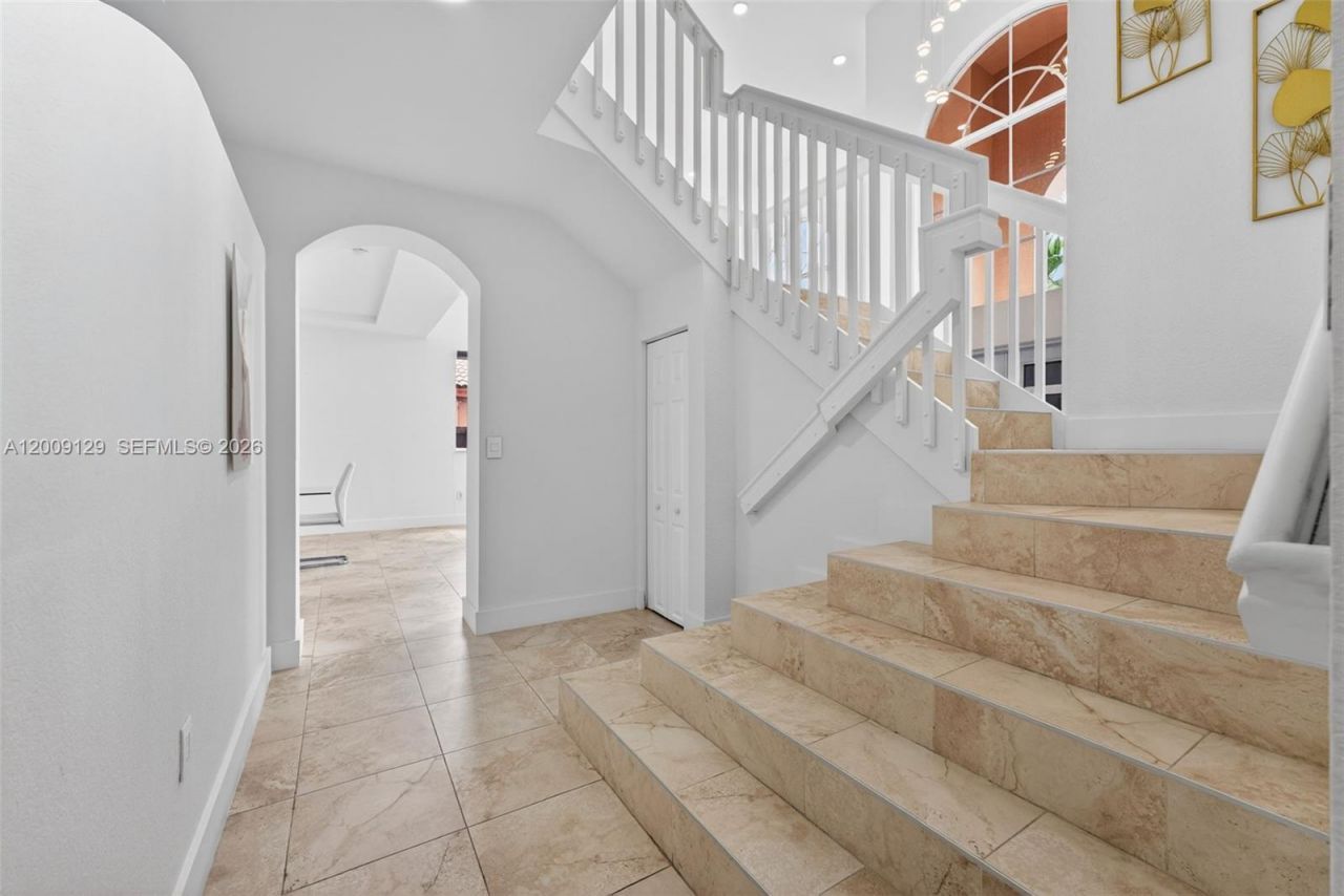 1033 NE 35th Ave , Homestead, FL 33033 Photo