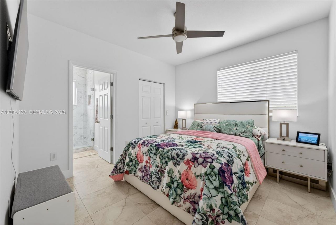 1033 NE 35th Ave , Homestead, FL 33033 Photo