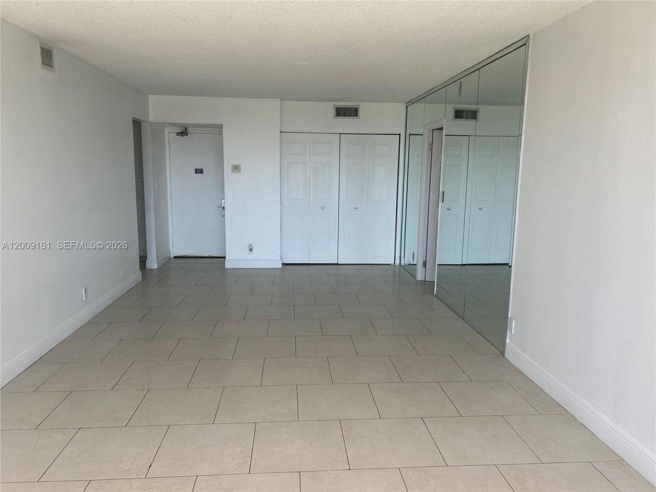 20301 W Country Club Dr, Unit 1224, Aventura, FL 33180 Photo