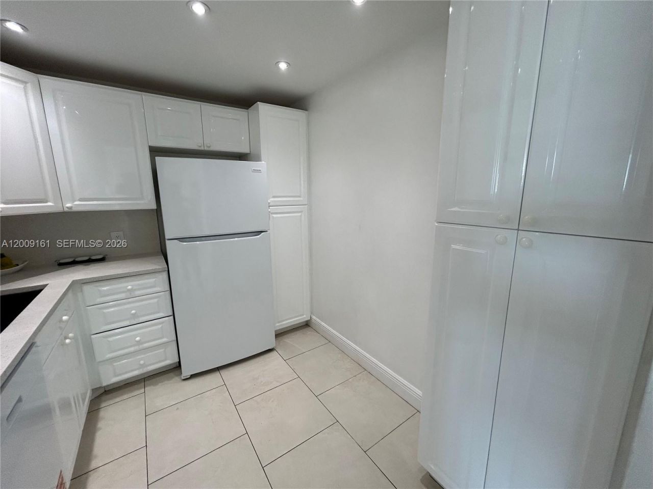 20301 W Country Club Dr, Unit 1224, Aventura, FL 33180 Photo