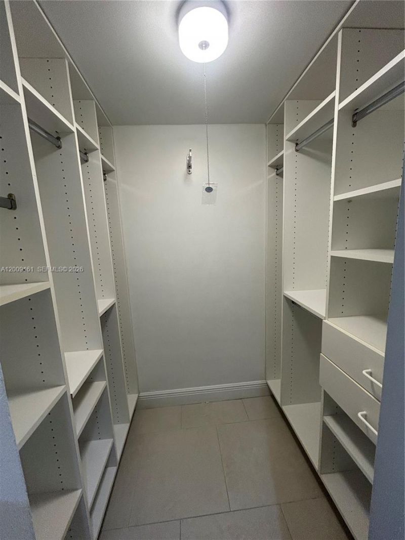 20301 W Country Club Dr, Unit 1224, Aventura, FL 33180 Photo