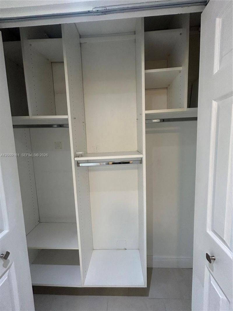 20301 W Country Club Dr, Unit 1224, Aventura, FL 33180 Photo