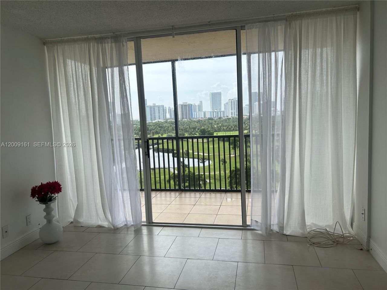 20301 W Country Club Dr, Unit 1224, Aventura, FL 33180 Photo