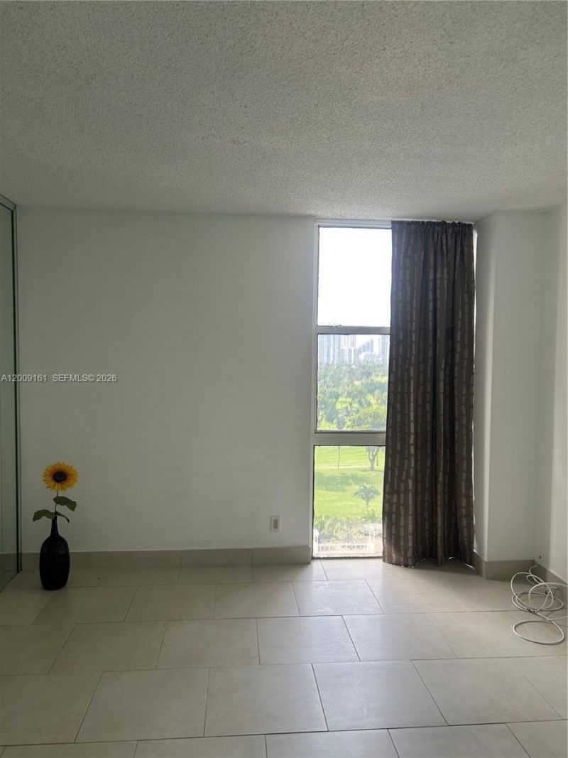 20301 W Country Club Dr, Unit 1224, Aventura, FL 33180 Photo
