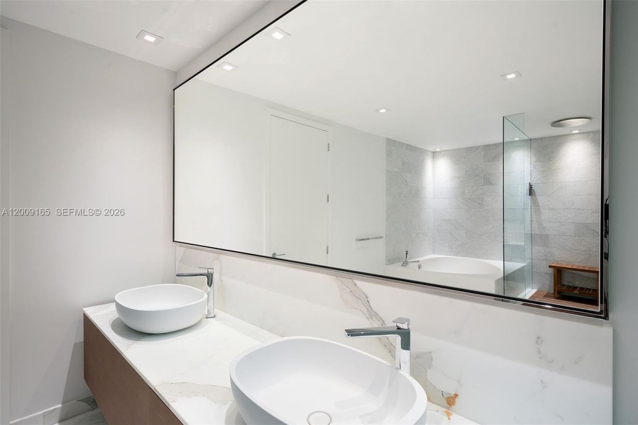 10201 Collins Ave, Unit 503, Bal Harbour, FL 33154 Photo