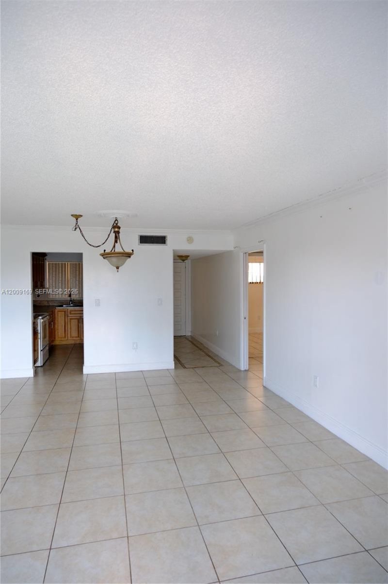 650 NE 149th St , Unit 505F, Miami, FL 33161 Photo