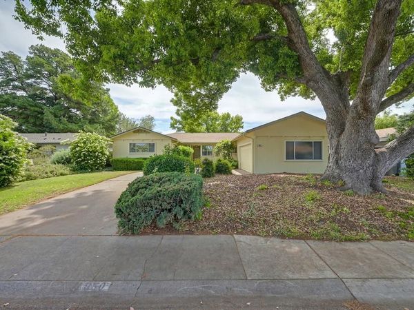 950 Trestle Glen Way, Sacramento, CA 95831