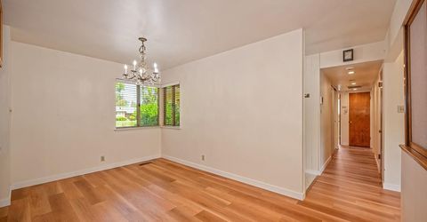 950 Trestle Glen Way, Sacramento, CA 95831 Photo