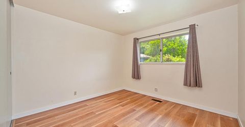 950 Trestle Glen Way, Sacramento, CA 95831 Photo
