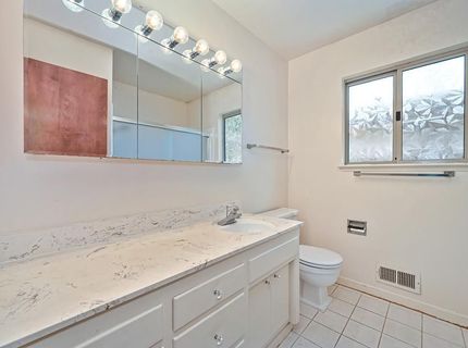 950 Trestle Glen Way, Sacramento, CA 95831 Photo