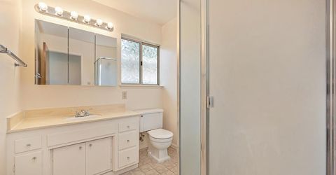 950 Trestle Glen Way, Sacramento, CA 95831 Photo