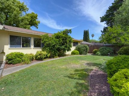 950 Trestle Glen Way, Sacramento, CA 95831 Photo